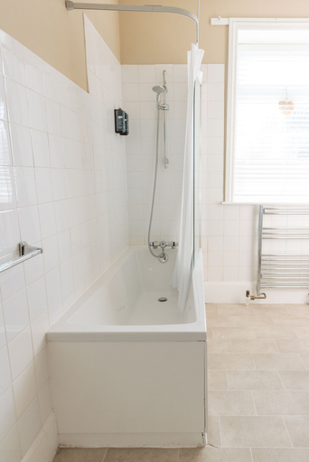 Bathroom 3, The Horton Inn, Dorset