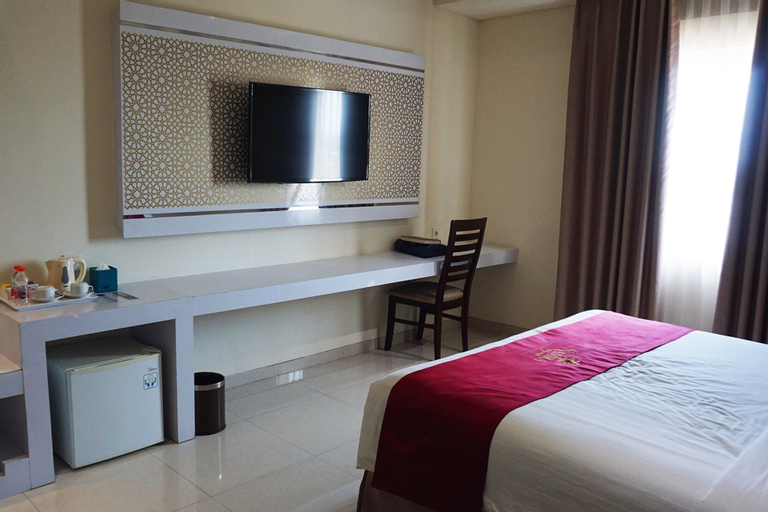 Bedroom 13