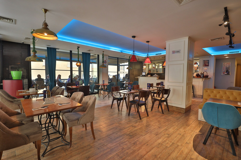 Food & Drinks 4, Dodona Apartments, Priština