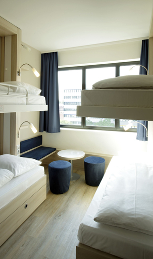 Bedroom 5, H2 Hotel Berlin Alexanderplatz, Berlin