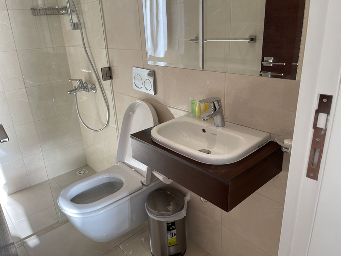 Bathroom 3, PORTO & ALMIRA BEACH, Madaba