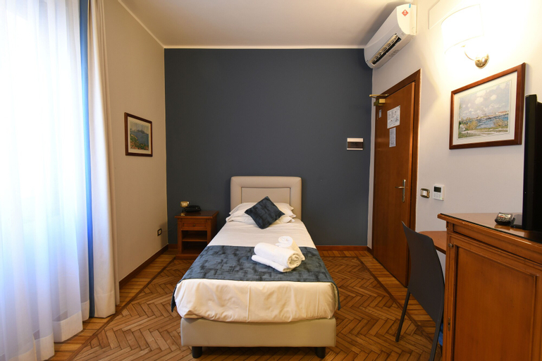 Bedroom 10