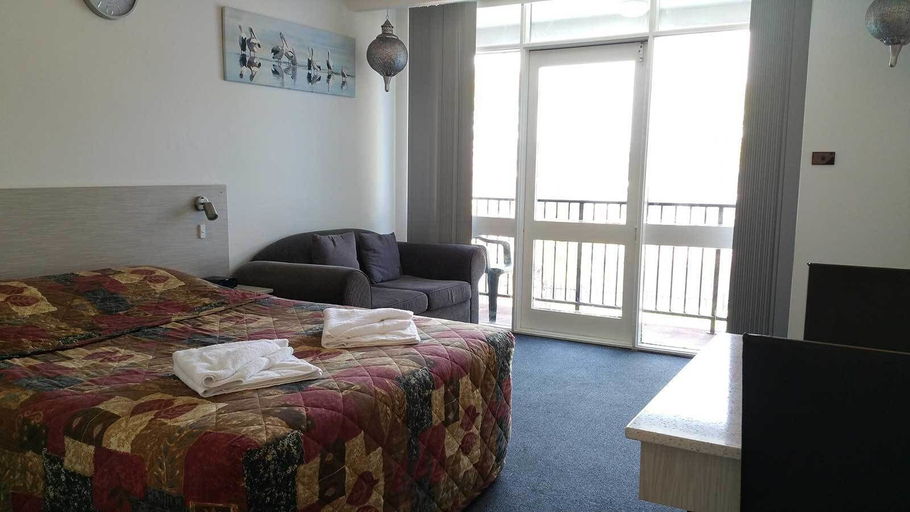 Bedroom 3, Le George Motel, Port Macquarie-Hastings - Pt A