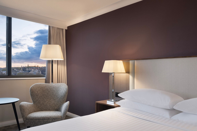 Bedroom 2, Delta Hotels by Marriott Bristol City Centre, Bristol