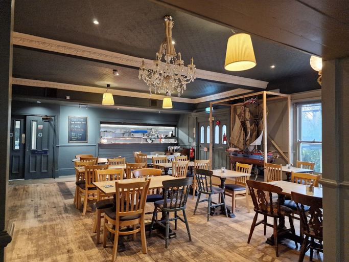 Food & Drinks 5, Royal Hotel, Bar & Grill, Thurrock