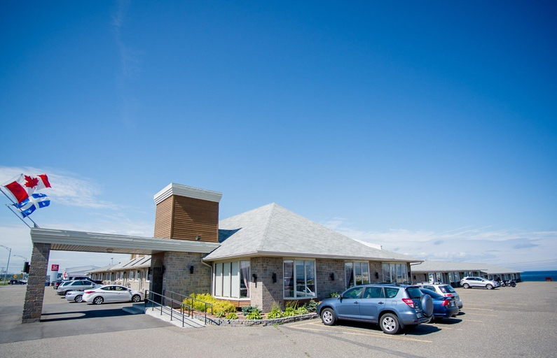 Exterior & Views 2, Hotel Motel La Vigie, Matane