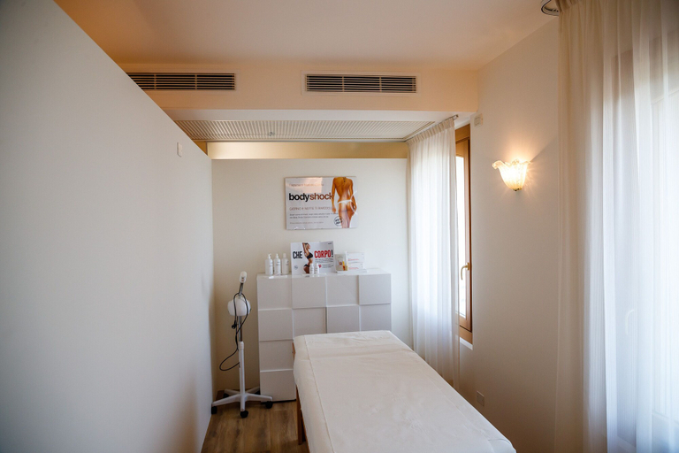 Bedroom 2, PHI Hotel Astoria, Treviso
