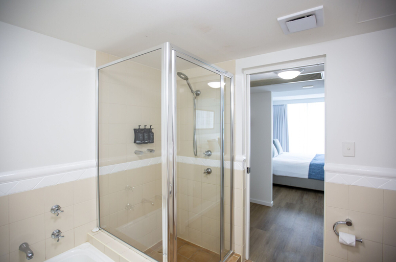 Bathroom, Club Wyndham Crown Towers, Gold Coast