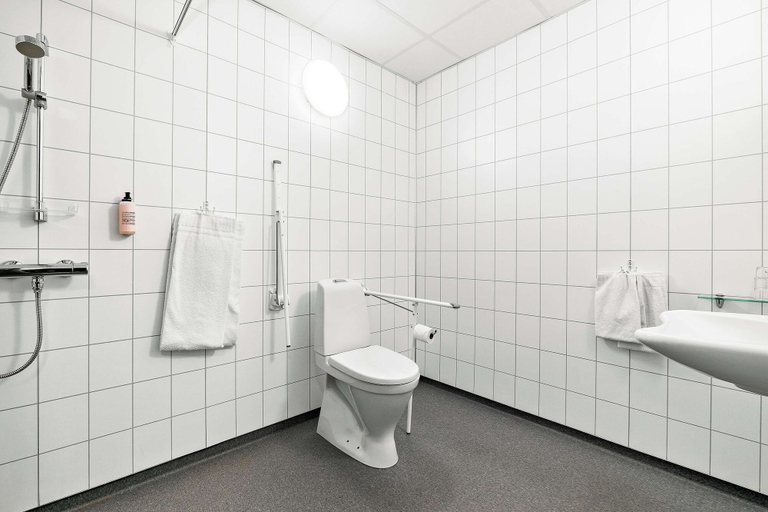 Bathroom 5, Aiden By Best Western Harstad Narvik Airport, Evenes