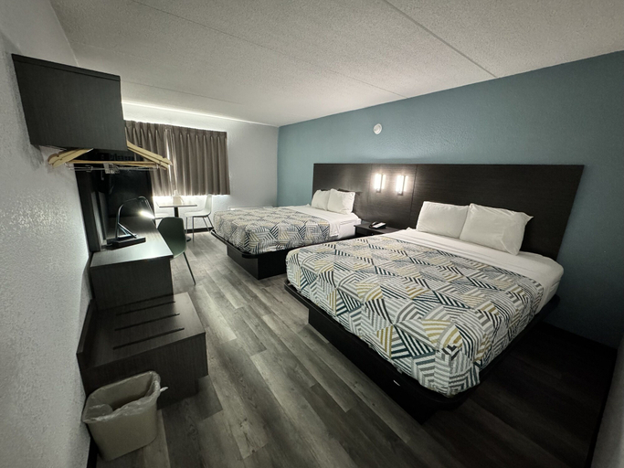 Others 5, Studio 6 - East Syracuse, NY – Airport, Onondaga