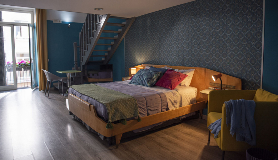 Bedroom 5, Home&More, Napoli