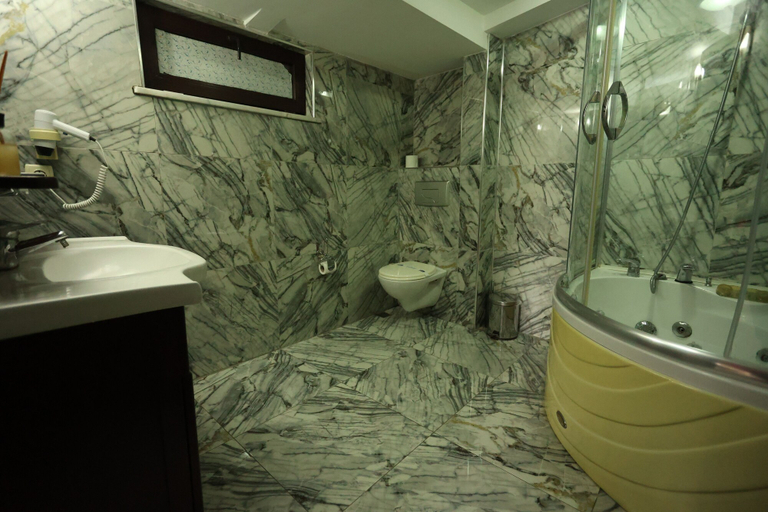 Bathroom 5, Asmali Hotel, Fatih