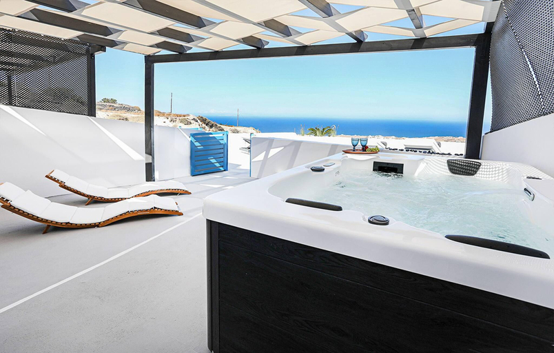 Others 4, Aristofanis Sunrise Suite, South Aegean