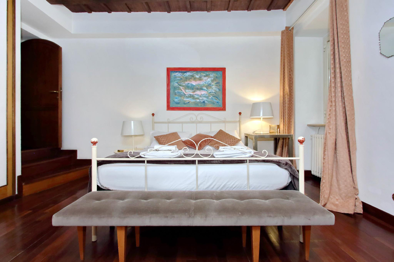 Bedroom 2, The Pantheon Experience a Via della Minerva, Rome