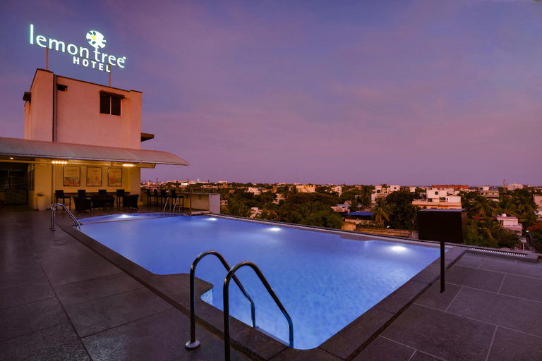 Sport & Beauty 2, The Phlox Hotel , Dharwad