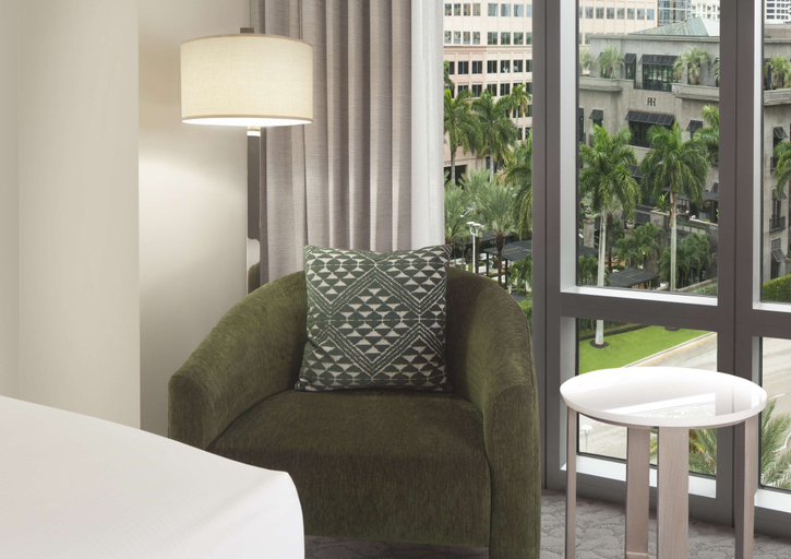 Bedroom 3, Hilton West Palm Beach, Palm Beach