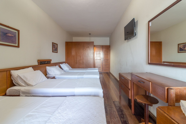 Bedroom 4, Hotel Praia Sol, Serra