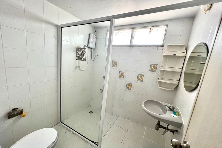 Bathroom 4, U.D.Home Apartment, Ban Chang