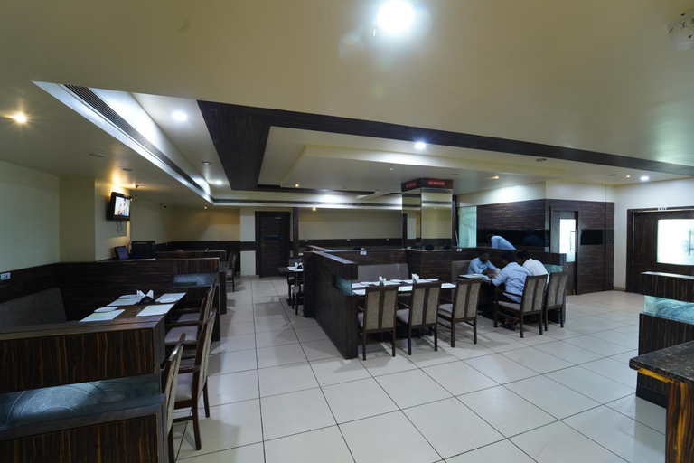 Food & Drinks 3, Dvr Mansion, Kurnool