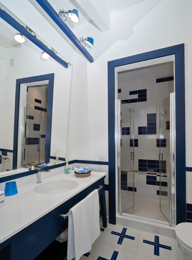 Bathroom 5, Maison Il Conservatorio, Napoli