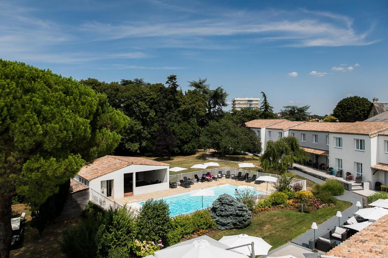 Public Area 4, LOGIS HOTEL LE RABELAIS, Vendée