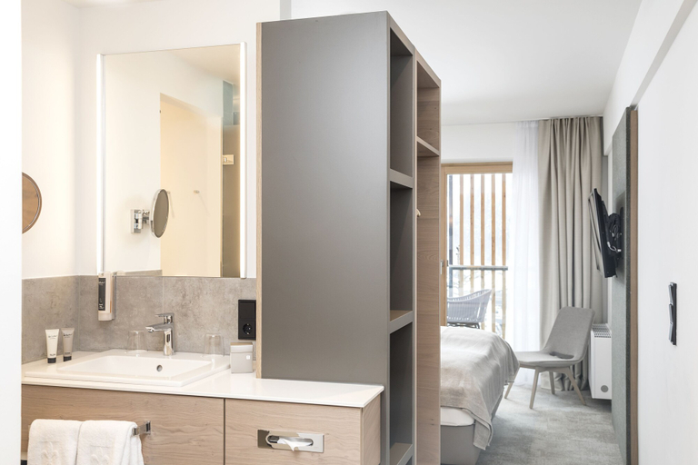 Bathroom 4, Das Hohe Salve Sportresort, Kitzbühel