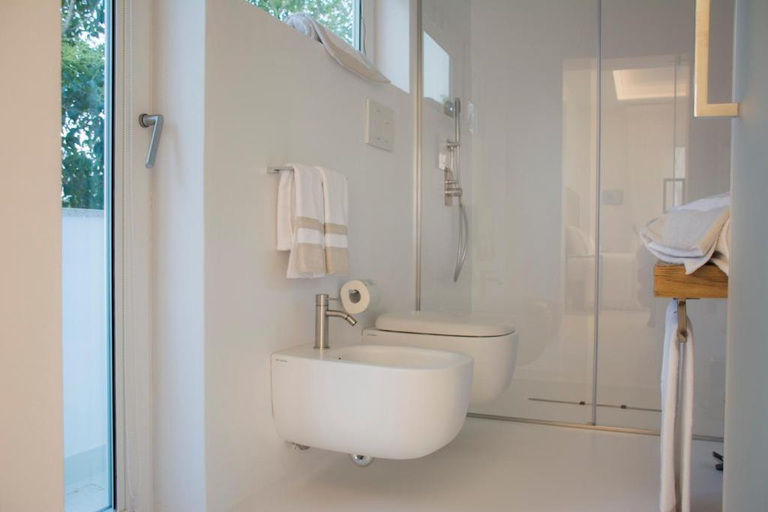 Bathroom, Valentino Luxury Rooms, Lecce