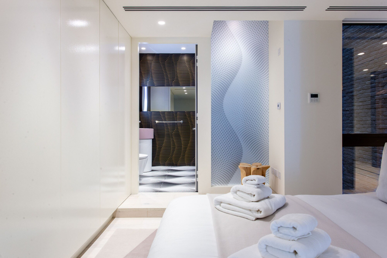 Bedroom 2, Designer Apartment in Mayfair, London