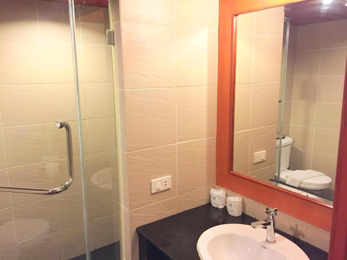 Bathroom 5, Tanawit Hotel Hua Hin, Hua Hin