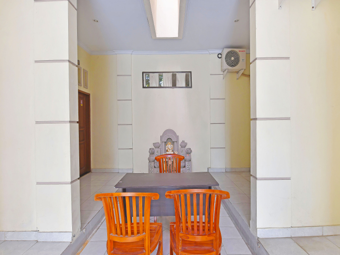 Public Area 5, Oyo 91445 Sandat Guest House, Denpasar
