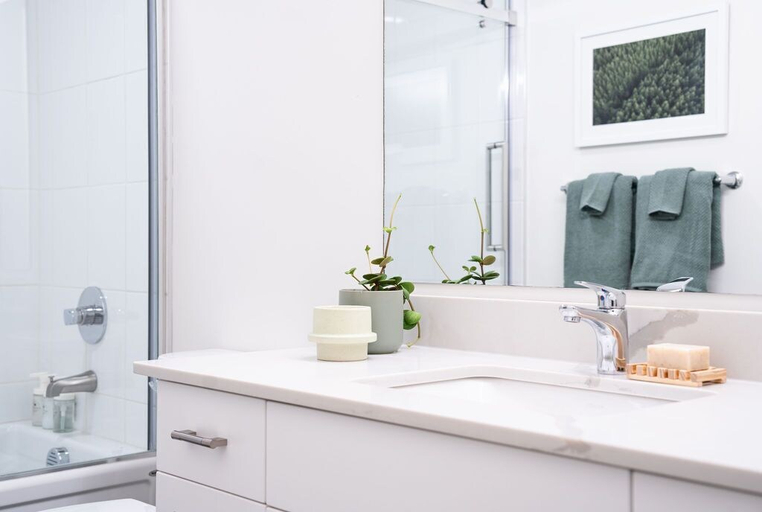 Bathroom 3, Powder Village Retreat by Revelstoke Vacations, Columbia-Shuswap