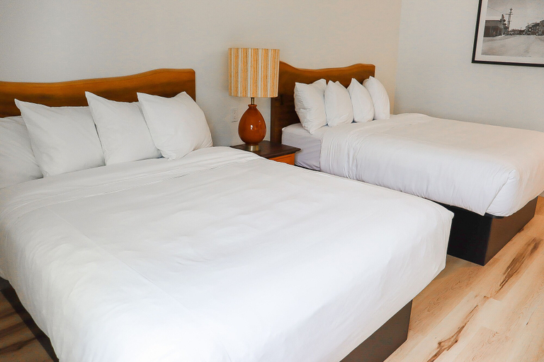 Bedroom 2, The Wildflower Inn, Curry