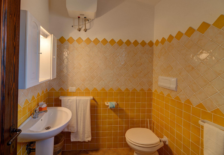 Bathroom 3, The Fantastic Residenza Badus Studio sleeps 2, Olbia-Tempio