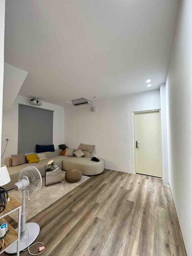 Bedroom 3, Her true 閤厝/上下舖/近市區/近大東夜市/超大投影螢幕, Tainan