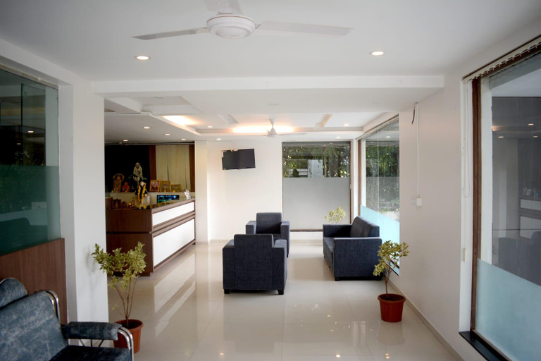 Public Area, Hotel Shri Govind, Ahmadnagar