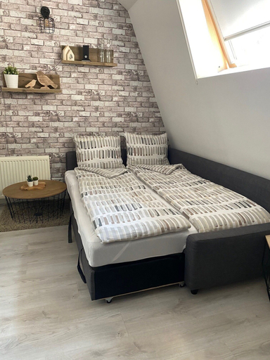 Bedroom 2, Gastenverblijf Rodenburg, Liesveld