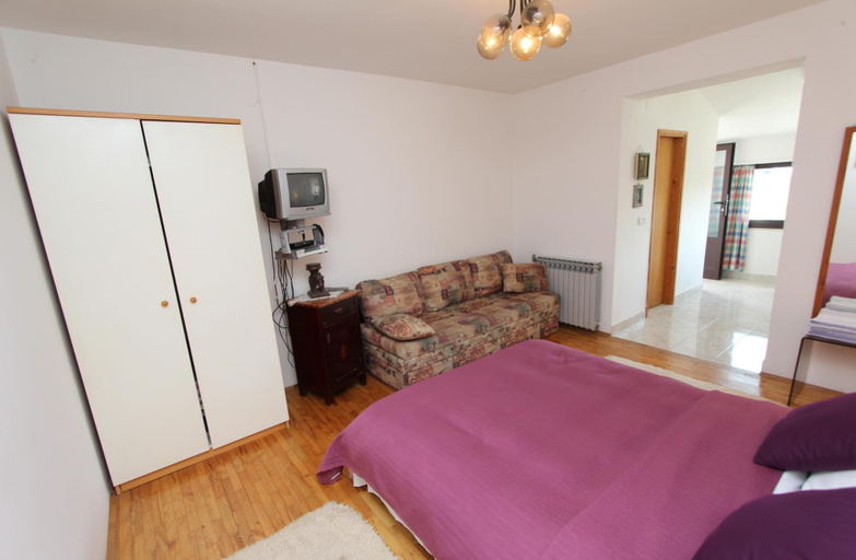 Bedroom 2, Apartments Milena, Rovinj