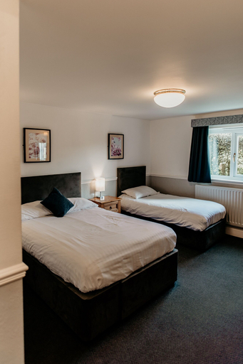 Bedroom 3, Oak Farm Hotel, Staffordshire