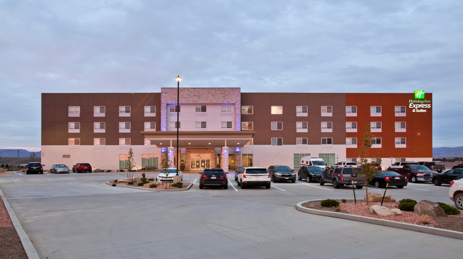 Exterior & Views 2, Holiday Inn Express & Suites GREEN RIVER, Emery