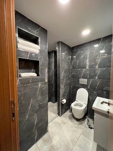 Bathroom 5, Ci Plus Hotel, Bakırköy