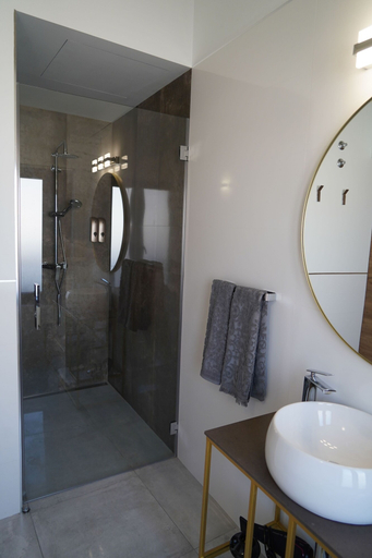 Bathroom 4, OPUNTIA Boutique hotel, Málaga