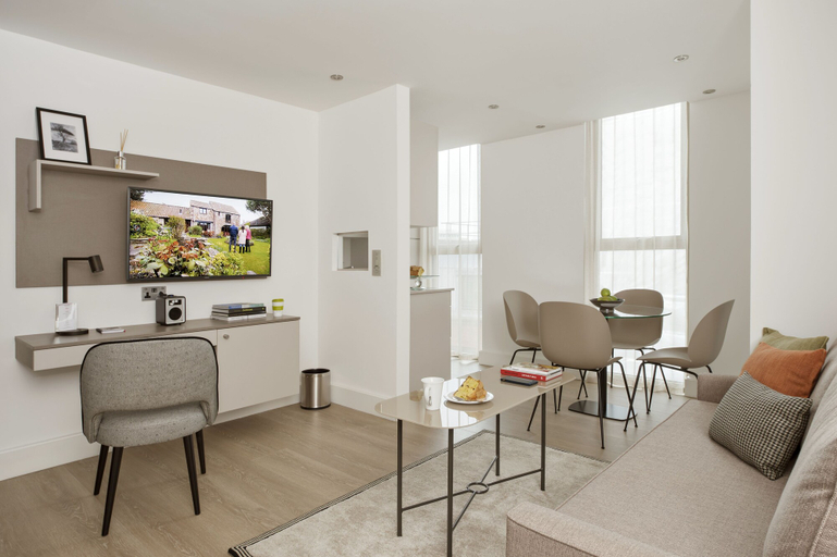 Others 5, The Chronicle by Supercity Aparthotels, London