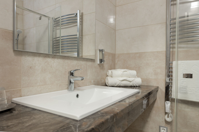 Bathroom 3, Bubble Hotel and Event Center, Pacsa/Zalaegerszeg