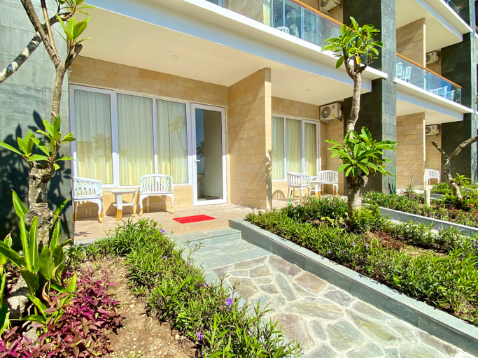 Exterior & Views 4, Queen of The South Resort, Gunung Kidul