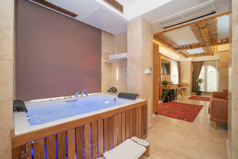 Bathroom 5, Pasha Palace Hotel, Maltepe