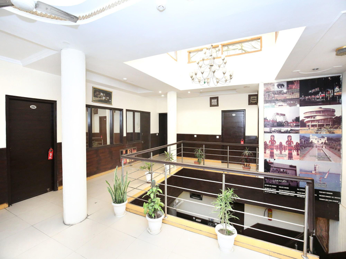 Public Area, Hotel City Paradise, Chandigarh