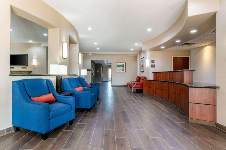 Public Area 2, Comfort Inn & Suites Van Buren - Fort Smith, Crawford