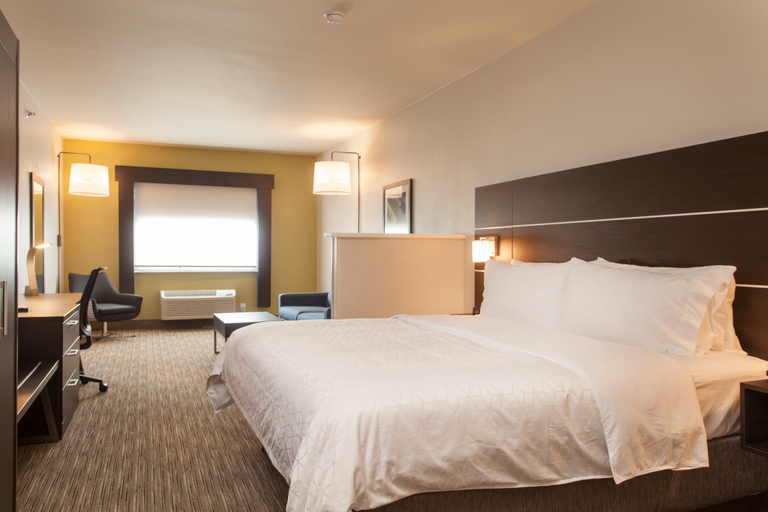 Bedroom 2, Holiday Inn Express & Suites SANTA FE, Santa Fe