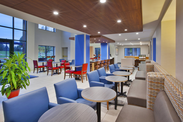 Food & Drinks 5, Holiday Inn Express & Suites ROCHESTER-VICTOR, Ontario
