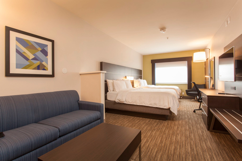Holiday Inn Express & Suites SANTA FE - Tap to explore photos